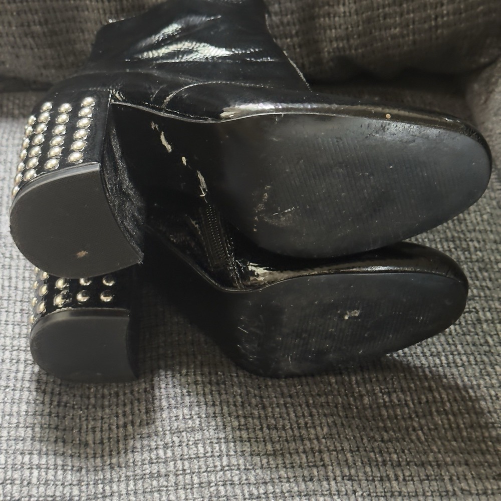 Steve Madden Galley Black Patent Block Heel Studded Boot Size 6 Goth Grunge Rock - Picture 7 of 7